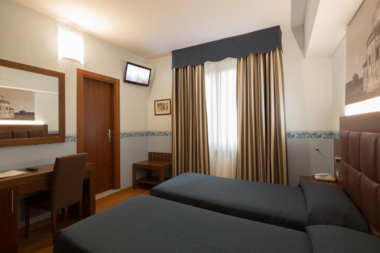 Hotel Terminus & Plaza Pisa Exteriér fotografie