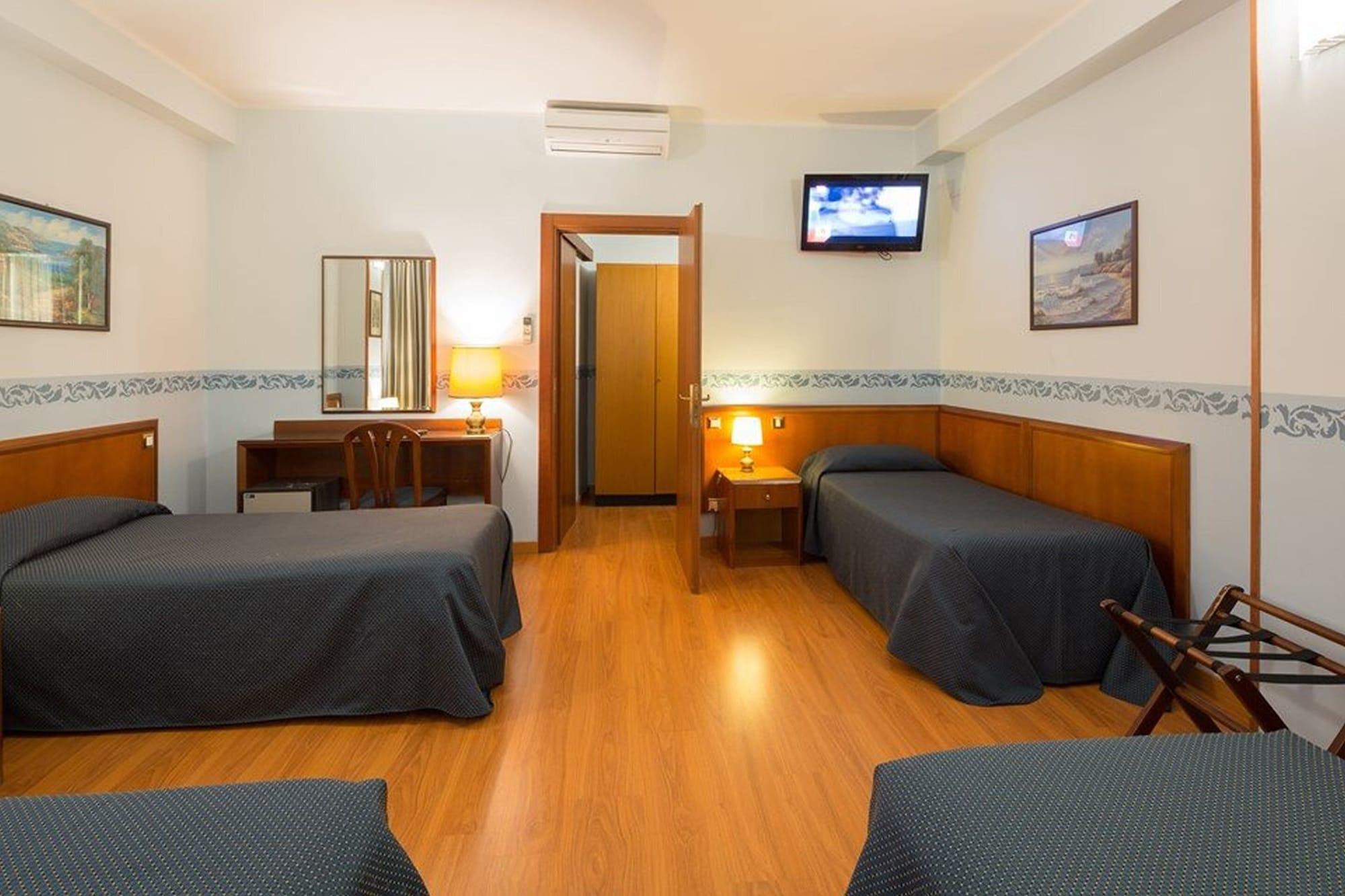 Hotel Terminus & Plaza Pisa Exteriér fotografie